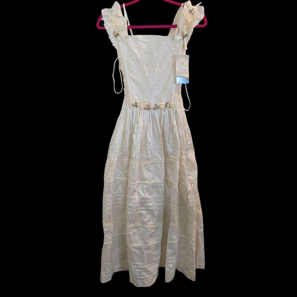 NEW...Creaciones Giselle Kids Elegant Gown Cream Dress with Bow Detail.. Size 12